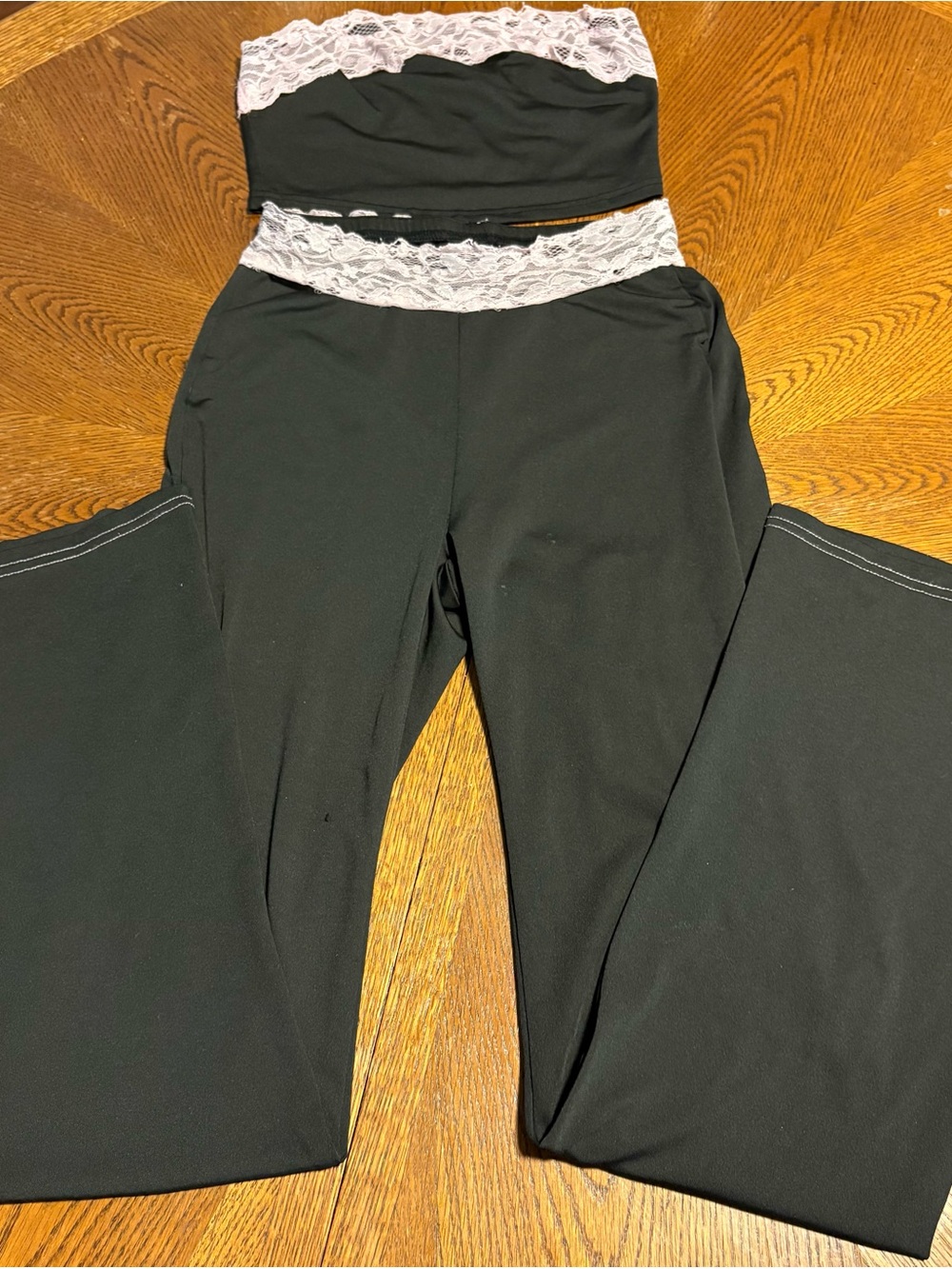SHEIN Black Leggings with White Lace Waistband